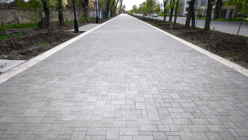 В Георгиевске продолжается благоустройство улицы Лермонтова