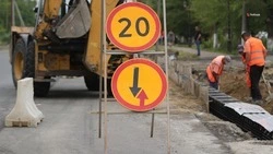 Участок дороги Зеленокумск — Соломенское — Степное ремонтируют на Ставрополье