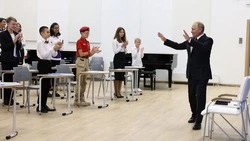 Жительница Минеральных Вод исполнила гимн России вместе с Путиным