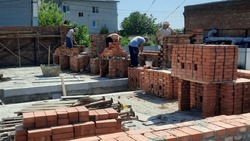 Строительство дома для переселенцев из аварийного жилья в Георгиевске планируют завершить к 1 октября