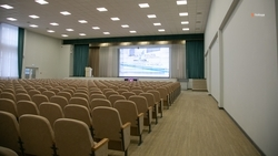 Оборудование в актовый зал школы Георгиевска закупили по инициативе учеников