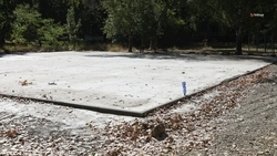 Подрядчик приступает к обустройству детской площадки в станице Георгиевского округа