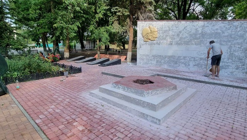 Мемориальный комплекс реставрируют в станице Александрийской