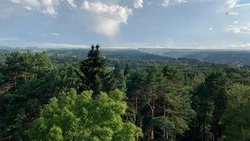 Туристы могут исследовать территорию вокруг горы Машук на электрокарах