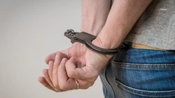 Полицейские на Ставрополье задержали 18-летнего парня с партией наркотиков