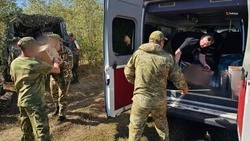 Участникам СВО привезли два автобуса с посылками из Георгиевского округа